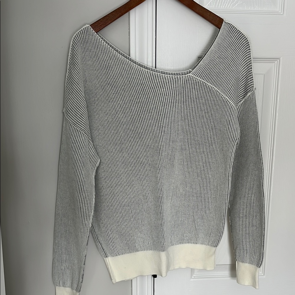 Line & Dot Gray and White Ribbed Sweater